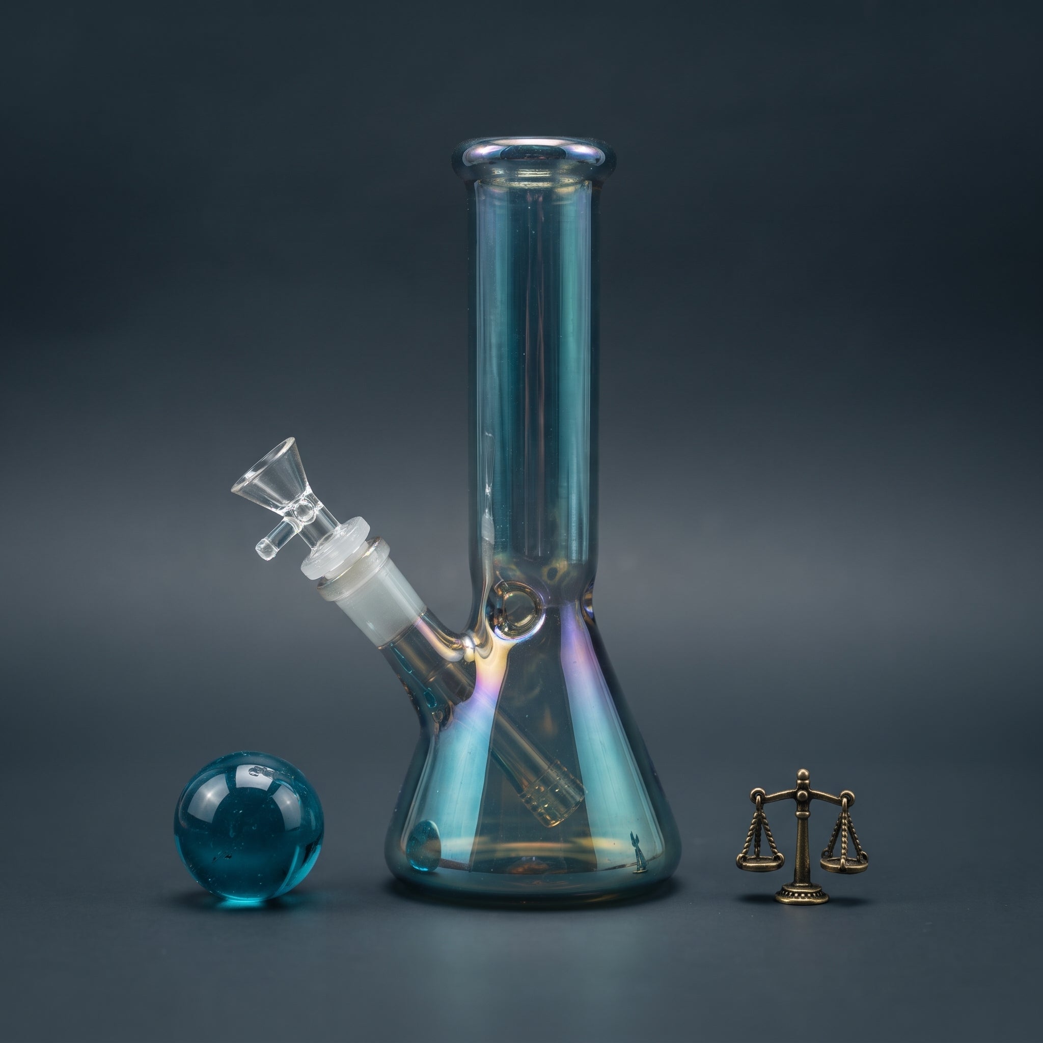 WP111 BEAKER COAT SM