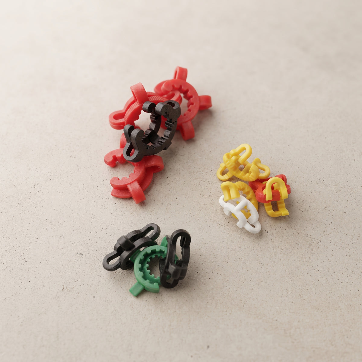 PT02 Plastic Clip